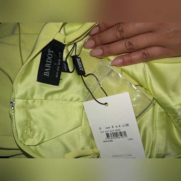 13. NWT BARDOT CUT OUT SLIT MIDI DRESS - Picture 6 of 6